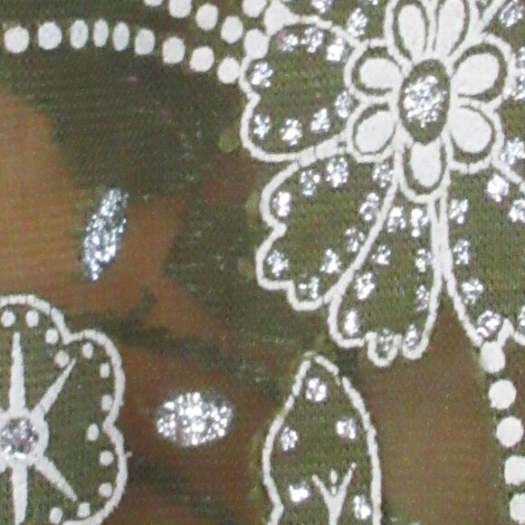 Vintage Scarf, Printed Floral Filagree pattern in Resham motif, Glitter - Picture 5 of 10